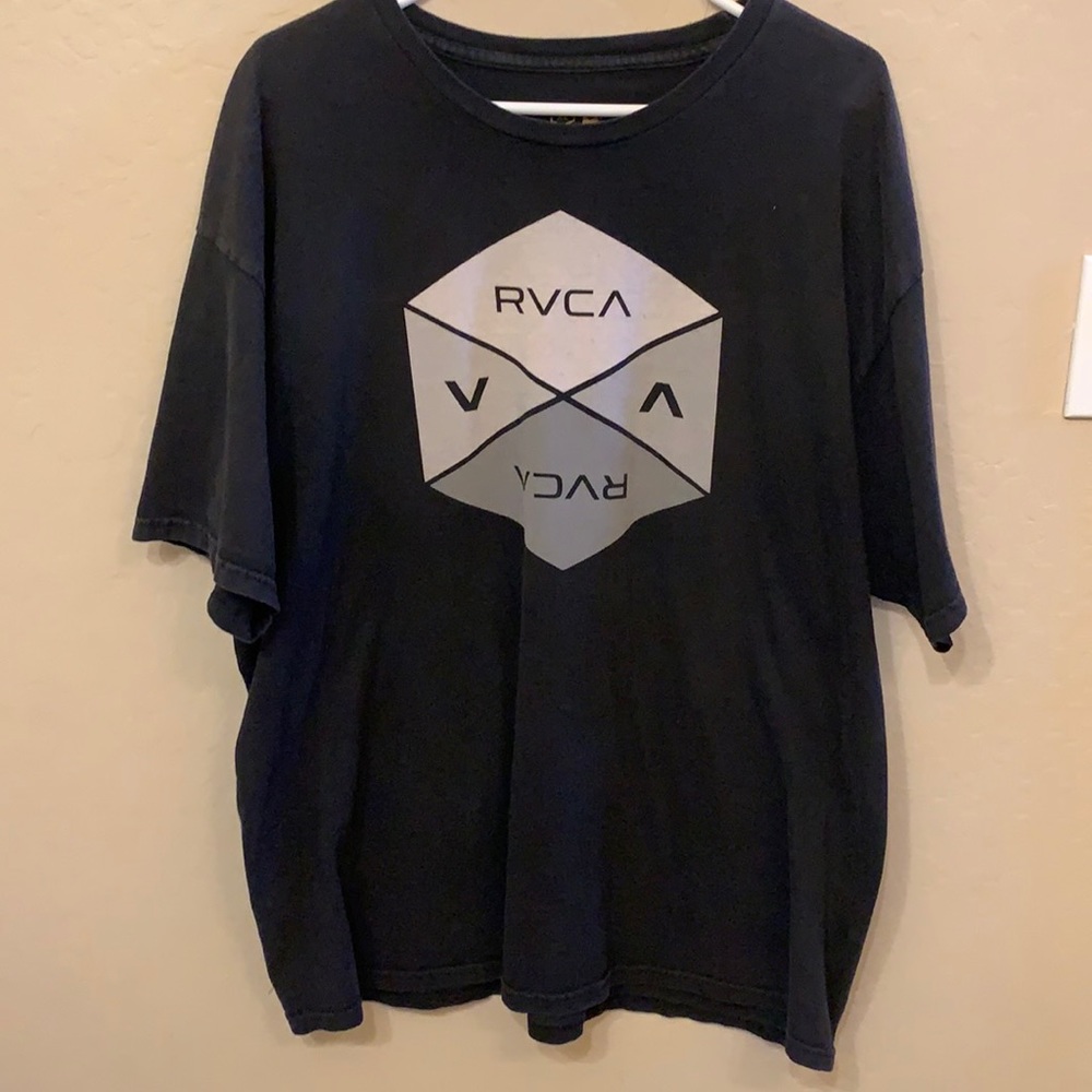RVCA black t-shirt